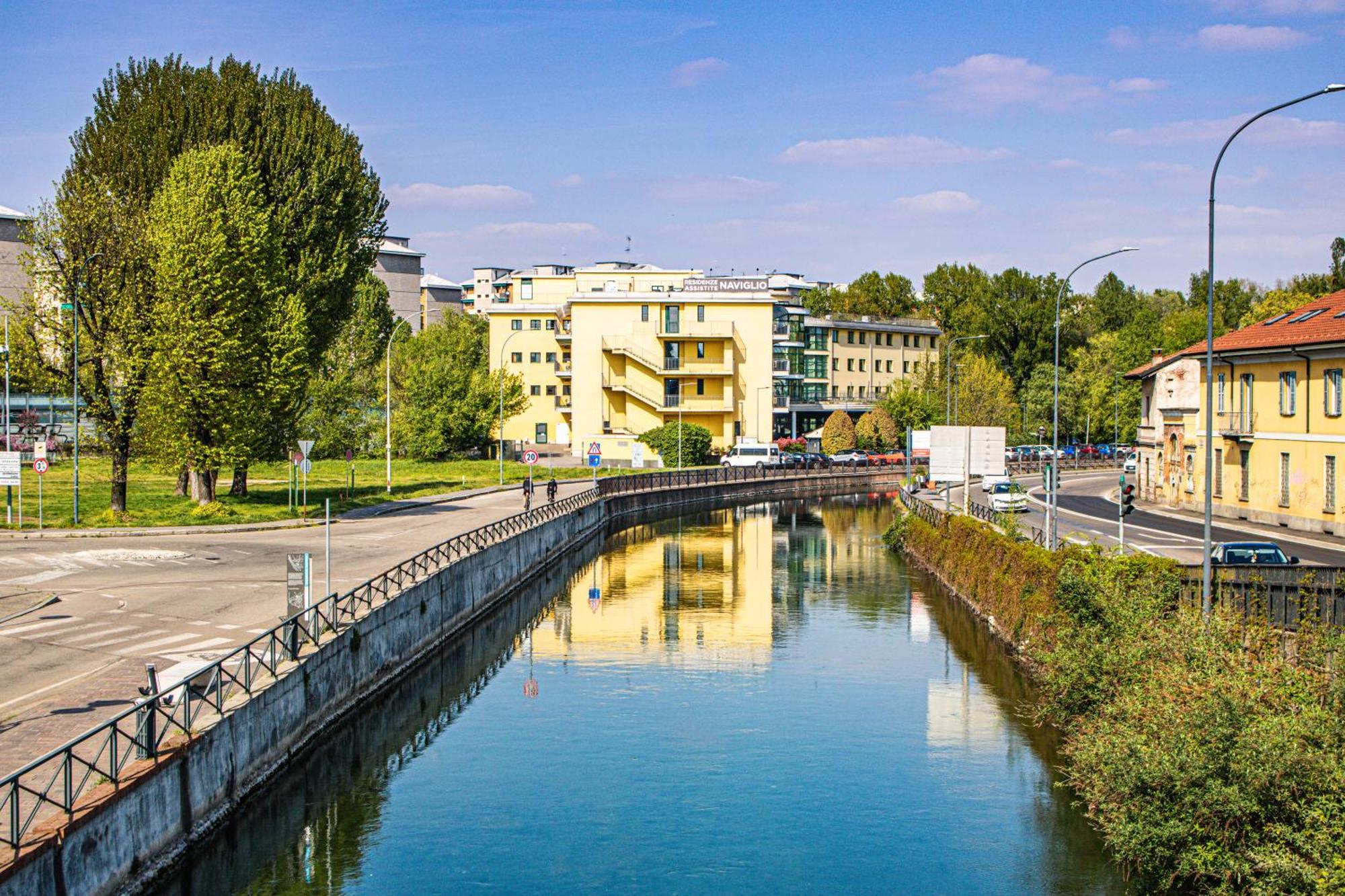 Along The Canal Smart Flat Naviglio - 4 People コルシコ エクステリア 写真